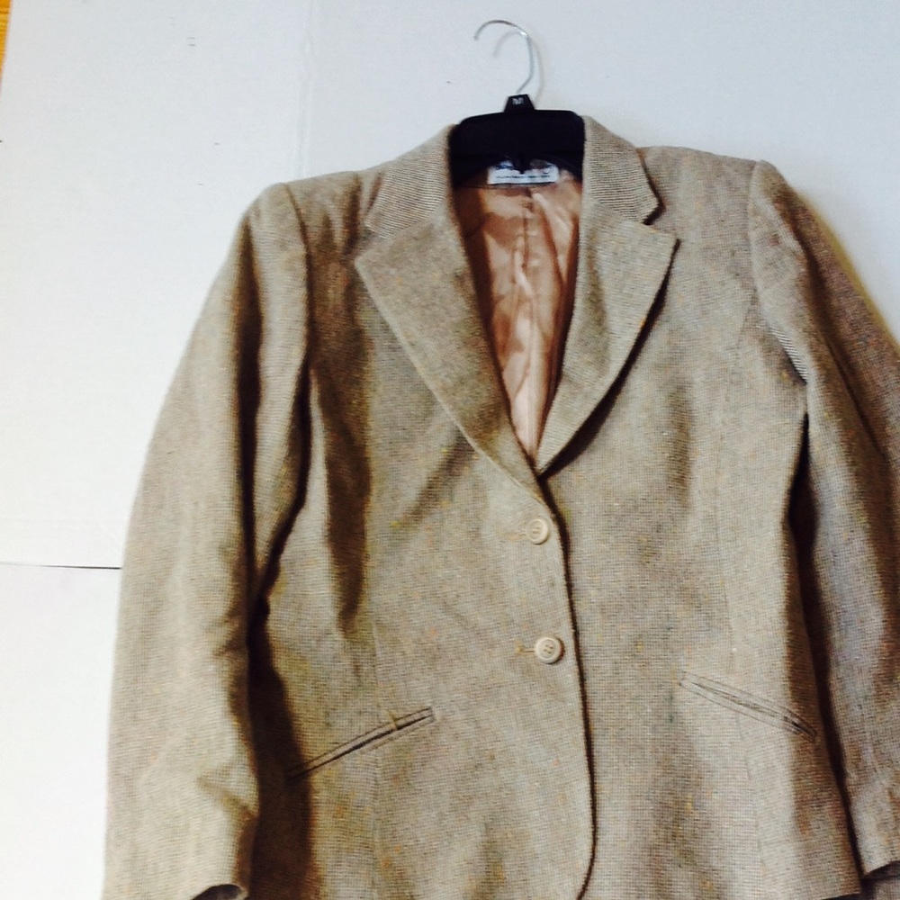 Diane Von Furstenberg Tan Skirt Suit Tweed